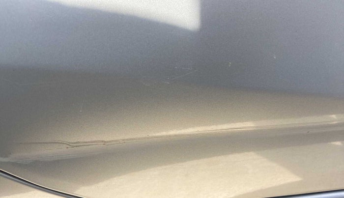 2016 Maruti Ciaz ZXI, Petrol, Manual, 89,801 km, Right rear door - Slightly dented
