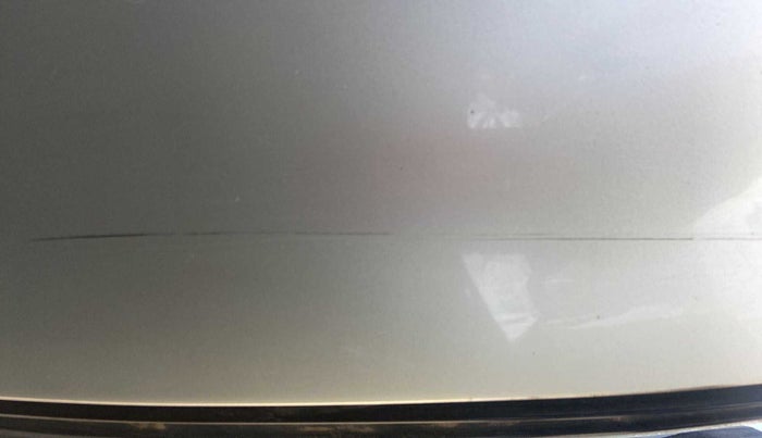 2016 Maruti Ciaz ZXI, Petrol, Manual, 89,801 km, Bonnet (hood) - Minor scratches