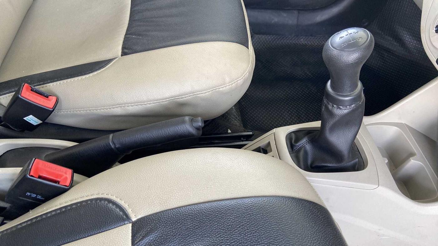 2020 Maruti Alto VXI, Petrol, Manual, 17,556 km, Gear Lever
