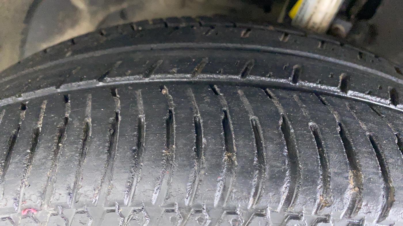 2017 Ford Ecosport 1.5 TITANIUM TI VCT AT, Petrol, Automatic, 55,902 km, Left Front Tyre Tread