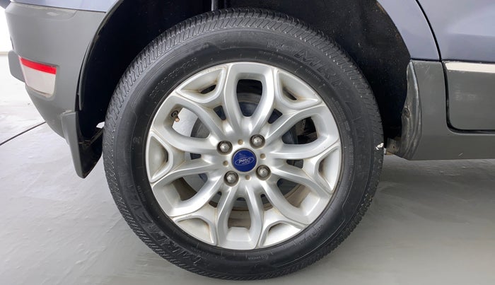 2017 Ford Ecosport 1.5 TITANIUM TI VCT AT, Petrol, Automatic, 55,902 km, Right Rear Wheel