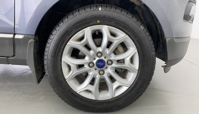 2017 Ford Ecosport 1.5 TITANIUM TI VCT AT, Petrol, Automatic, 55,902 km, Right Front Wheel