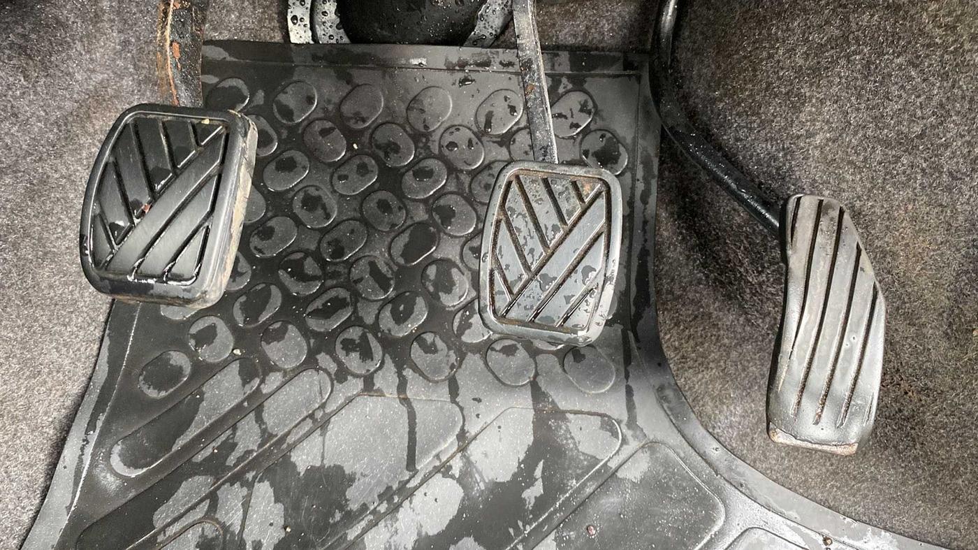 2012 Maruti Wagon R 1.0 VXI, Petrol, Manual, 96,900 km, Pedals