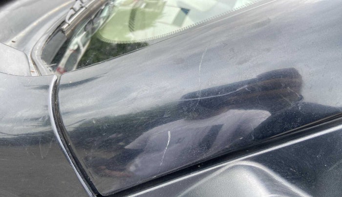 2016 Mahindra TUV300 T8, Diesel, Manual, 83,263 km, Left A pillar - Minor scratches