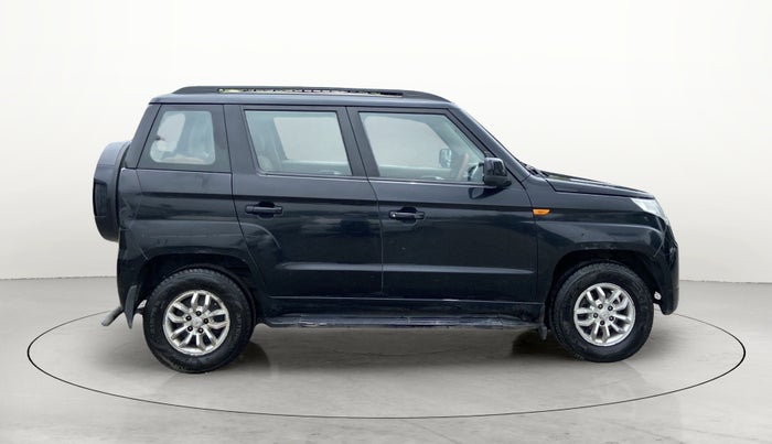 2016 Mahindra TUV300 T8, Diesel, Manual, 83,263 km, Right Side View