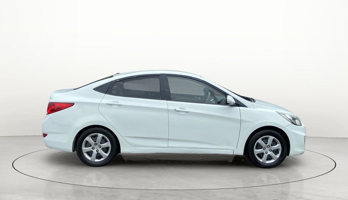 2012 Hyundai Verna FLUIDIC 1.6 CRDI EX, Diesel, Manual, 1,01,463 km, Right Side View