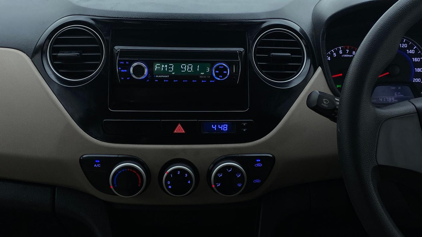 2015 Hyundai Grand i10 MAGNA 1.2 VTVT, Petrol, Manual, 42,030 km, Air Conditioner