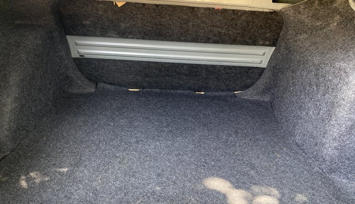 2020 Skoda Rapid 1.0 AMBITION TSI MT, Petrol, Manual, 1,27,714 km, Boot Inside