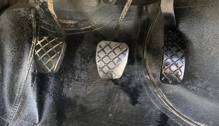 2020 Skoda Rapid 1.0 AMBITION TSI MT, Petrol, Manual, 1,27,714 km, Pedals