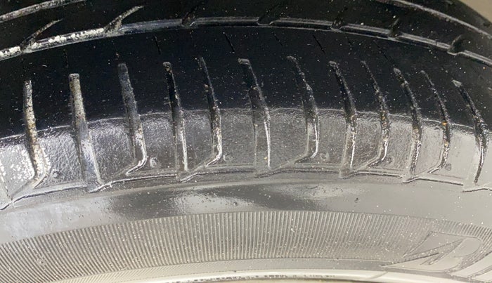 2016 Honda City 1.5L I-VTEC VX CVT, Petrol, Automatic, 77,839 km, Left Rear Tyre Tread