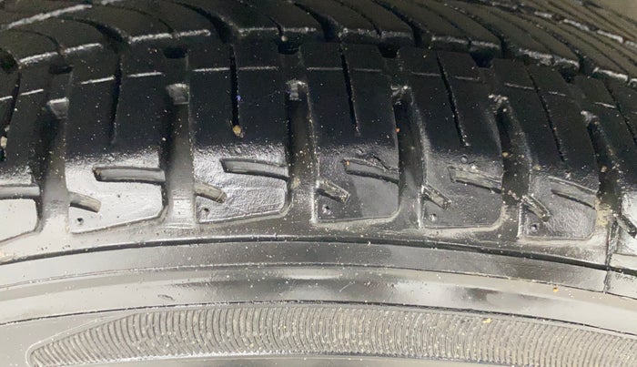 2016 Honda City 1.5L I-VTEC VX CVT, Petrol, Automatic, 77,839 km, Right Rear Tyre Tread