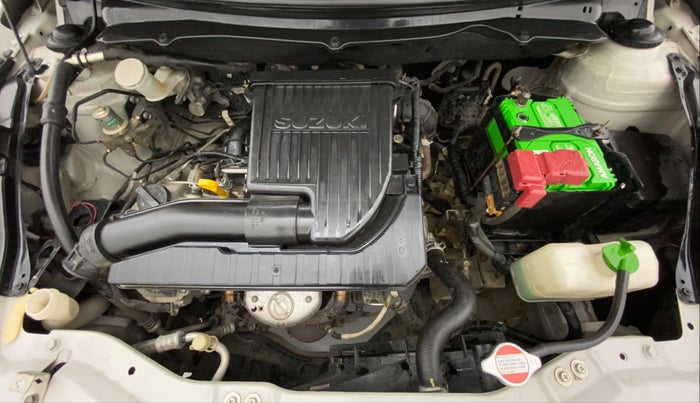 2013 Maruti Swift VXI, Petrol, Manual, 60,634 km, Open Bonet