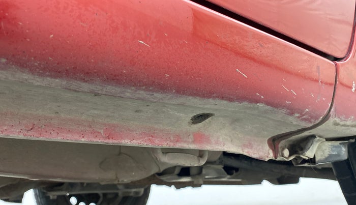 2015 Maruti Wagon R 1.0 VXI, Petrol, Manual, 64,749 km, Right running board - Slightly dented