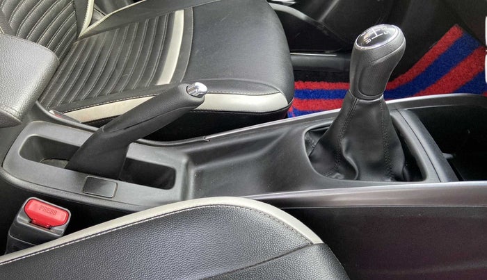2019 Maruti Baleno DELTA PETROL 1.2, Petrol, Manual, 16,994 km, Gear Lever