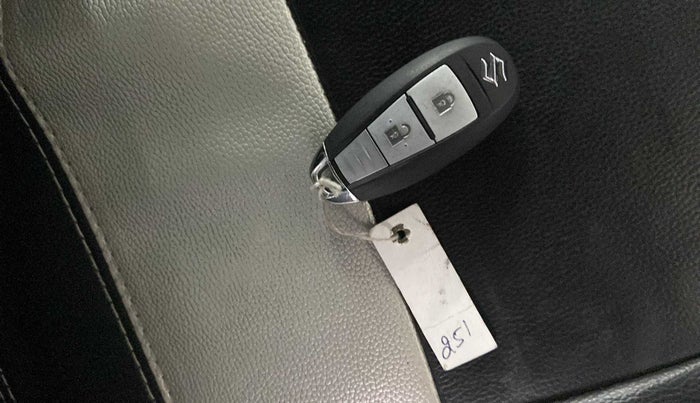 2017 Maruti Baleno ZETA PETROL 1.2, Petrol, Manual, 36,009 km, Key Close Up