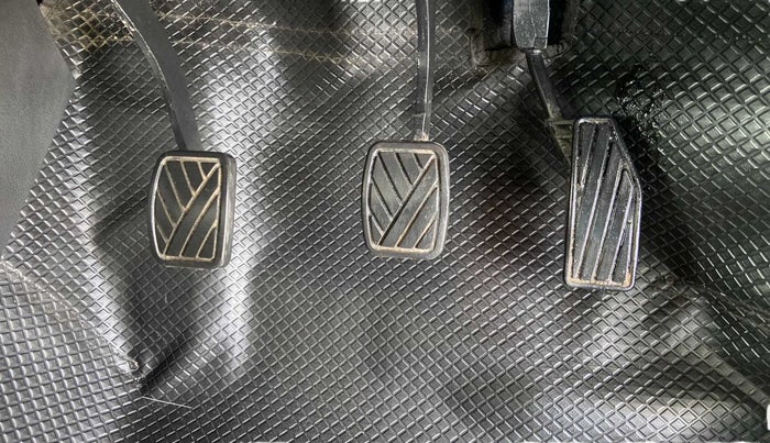 2022 Maruti XL6 ALPHA PLUS MT, Petrol, Manual, 14,504 km, Pedals