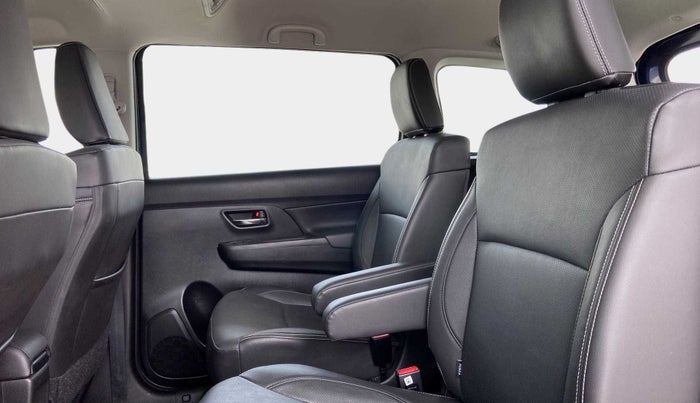 2022 Maruti XL6 ALPHA PLUS MT, Petrol, Manual, 14,504 km, Right Side Rear Door Cabin