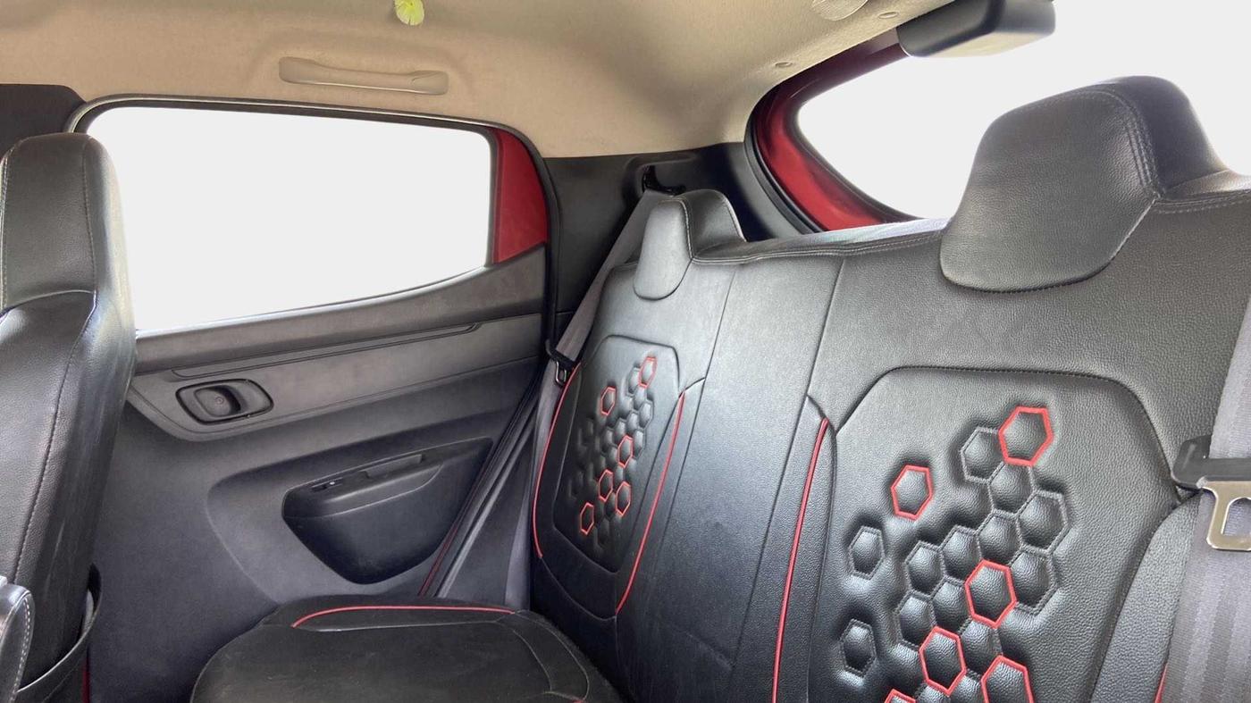 2020 Renault Kwid RXT 1.0 (O), Petrol, Manual, 22,214 km, Right Side Rear Door Cabin