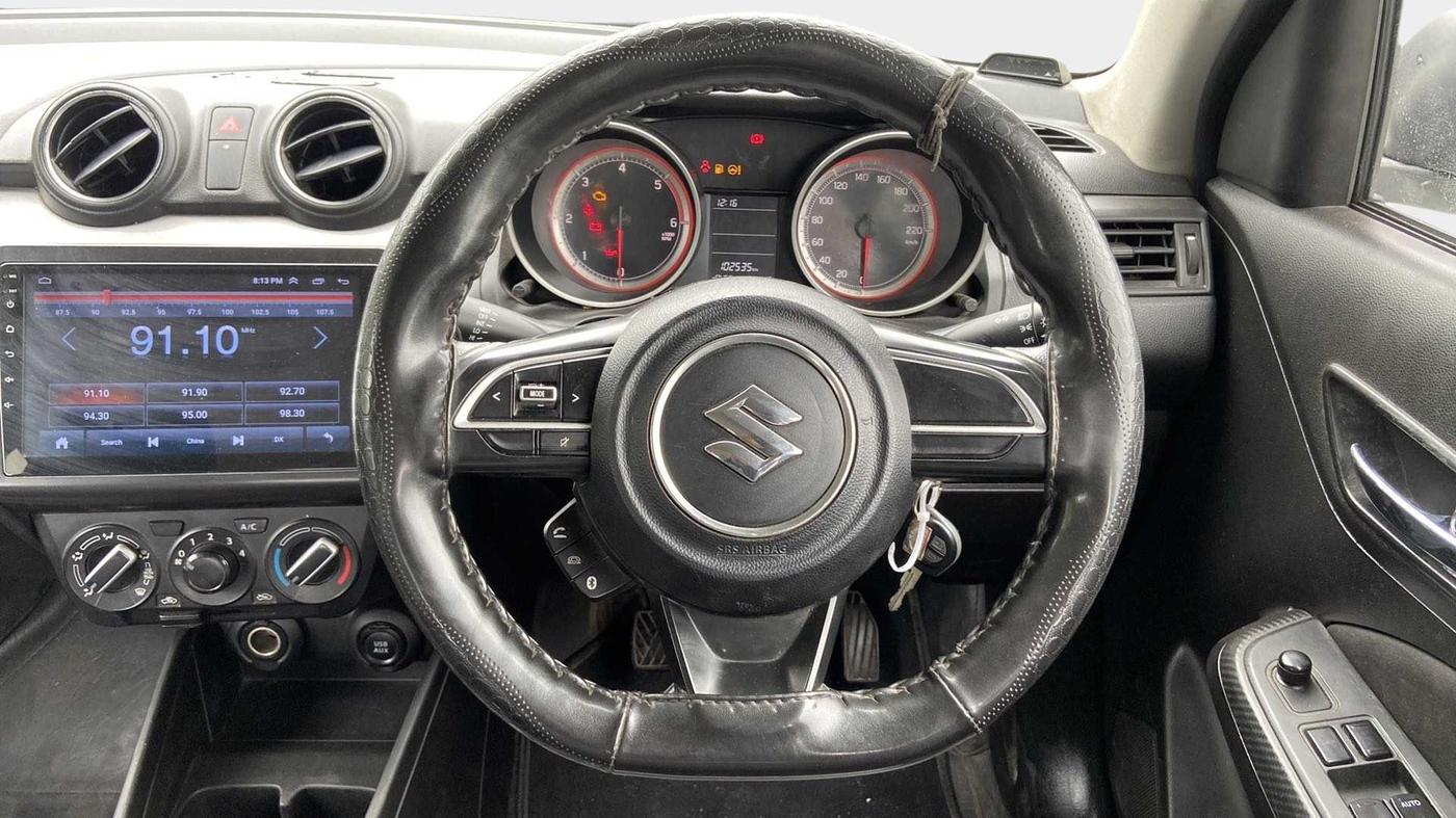 2018 Maruti Swift VDI, Diesel, Manual, 1,02,511 km, Steering Wheel Close Up