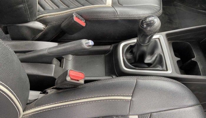 2018 Maruti Swift VDI, Diesel, Manual, 1,02,511 km, Gear Lever