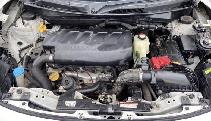 2018 Maruti Swift VDI, Diesel, Manual, 1,02,511 km, Open Bonet