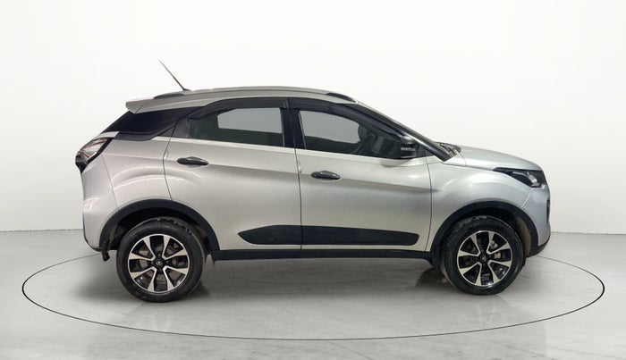 2020 Tata NEXON XM SUNROOF PETROL, Petrol, Manual, 34,724 km, Right Side View