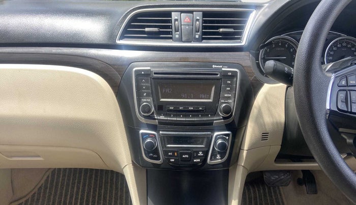 2018 Maruti Ciaz ZETA 1.4  AT PETROL, Petrol, Automatic, 25,333 km, Air Conditioner
