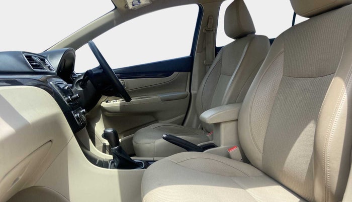 2018 Maruti Ciaz ZETA 1.4  AT PETROL, Petrol, Automatic, 25,333 km, Right Side Front Door Cabin