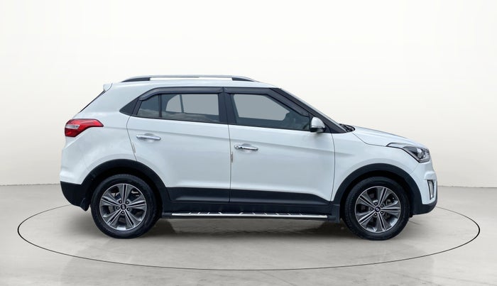2017 Hyundai Creta SX PLUS AT 1.6 DIESEL, Diesel, Automatic, 51,893 km, Right Side View