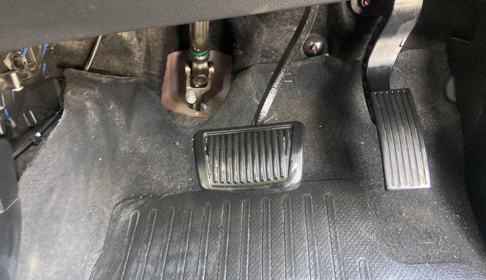 2017 Hyundai Grand i10 SPORTZ (O) AT 1.2 KAPPA VTVT, Petrol, Automatic, 31,065 km, Pedals