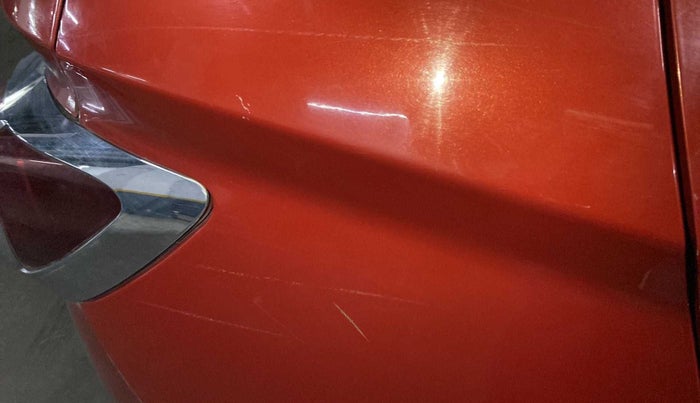2016 Mahindra Kuv100 K8 5 STR, Petrol, Manual, 27,455 km, Right quarter panel - Minor scratches