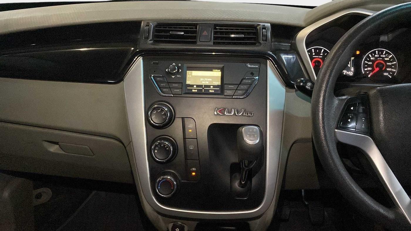 2016 Mahindra Kuv100 K8 5 STR, Petrol, Manual, 27,455 km, Air Conditioner