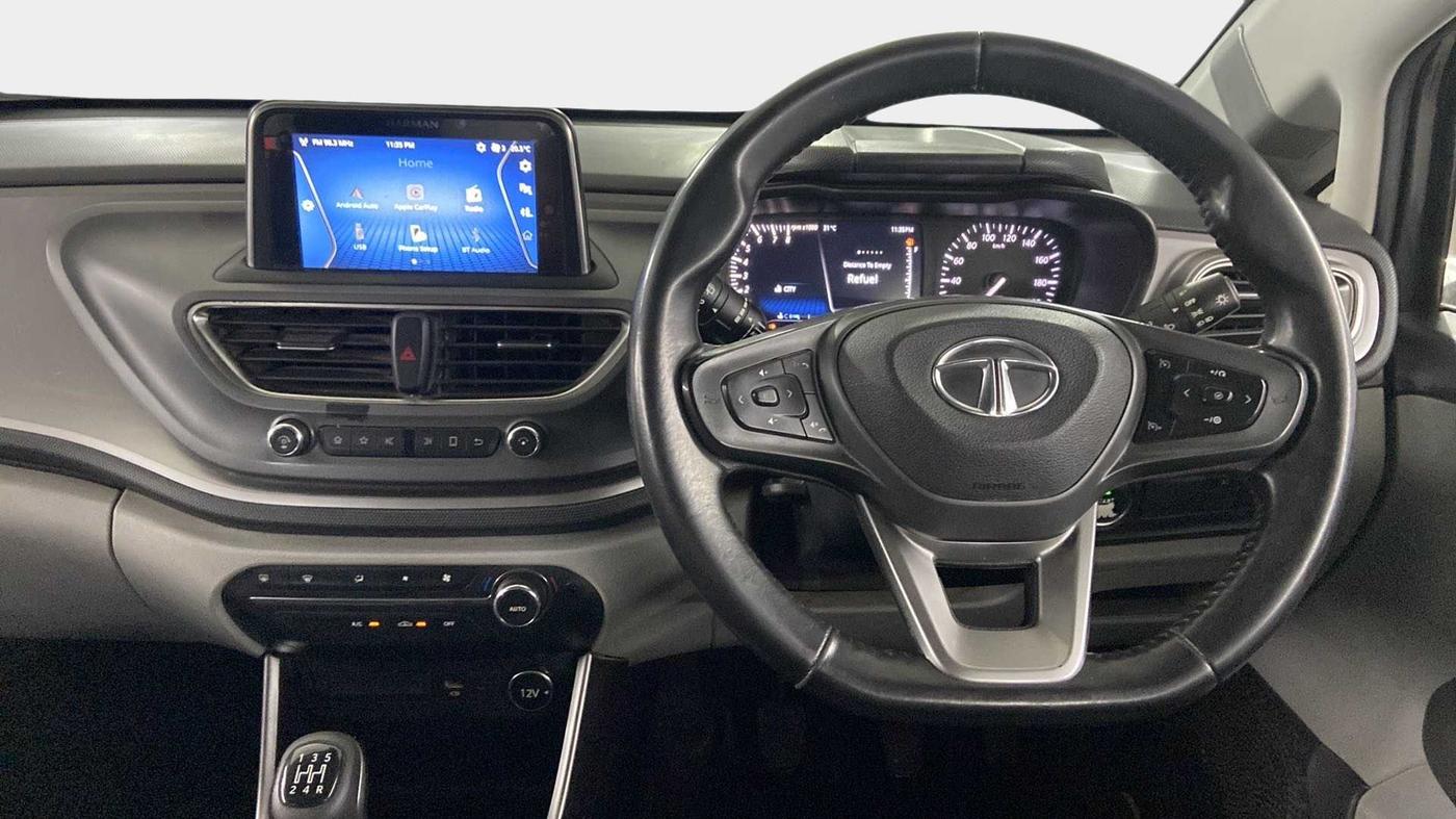 2020 Tata ALTROZ XZ PETROL, Petrol, Manual, 57,955 km, Steering Wheel Close Up