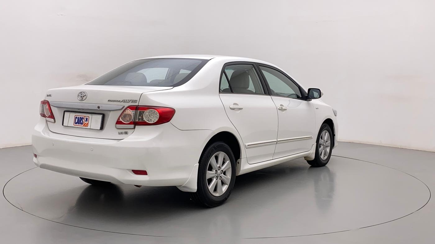 2013 Toyota Corolla Altis GL PETROL, Petrol, Manual, 1,18,123 km, Right Back Diagonal