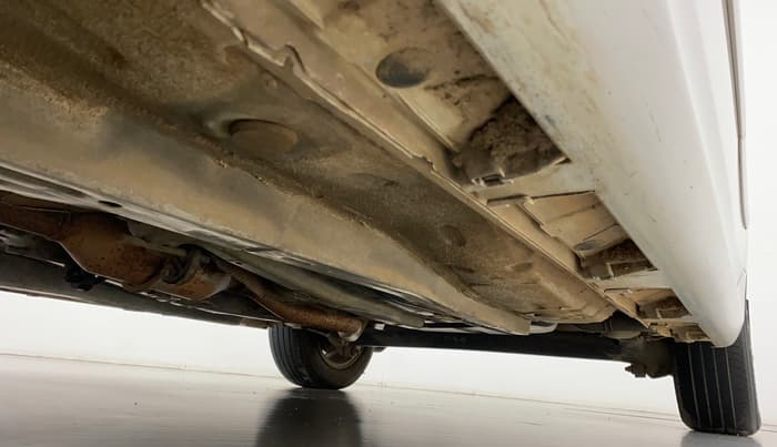 2013 Toyota Corolla Altis GL PETROL, Petrol, Manual, 1,18,123 km, Right Side Underbody