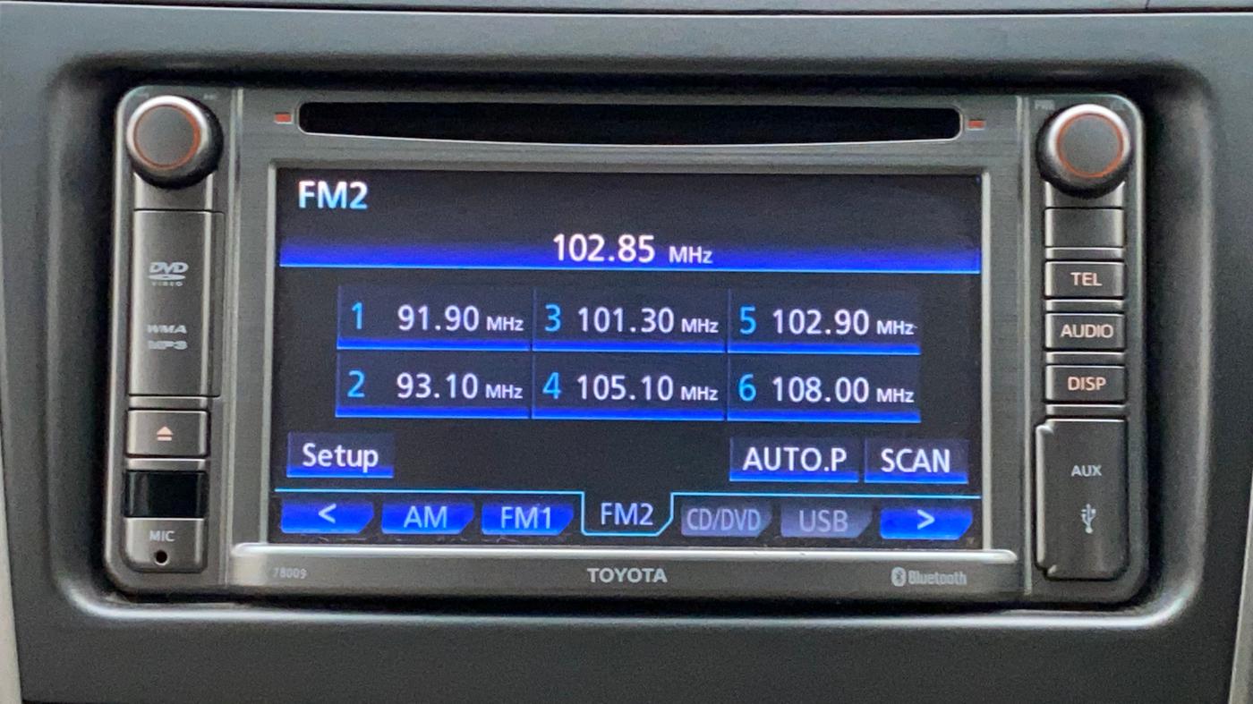 2013 Toyota Corolla Altis GL PETROL, Petrol, Manual, 1,18,123 km, Infotainment System