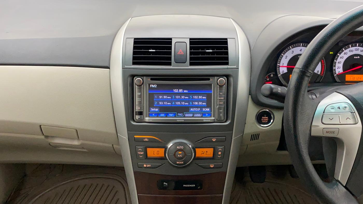 2013 Toyota Corolla Altis GL PETROL, Petrol, Manual, 1,18,123 km, Air Conditioner