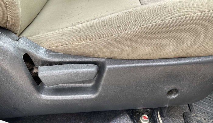 2015 Maruti Alto K10 VXI, Petrol, Manual, 37,961 km, Driver Side Adjustment Panel