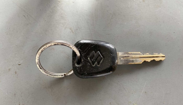 2015 Maruti Alto K10 VXI, Petrol, Manual, 37,961 km, Key Close Up