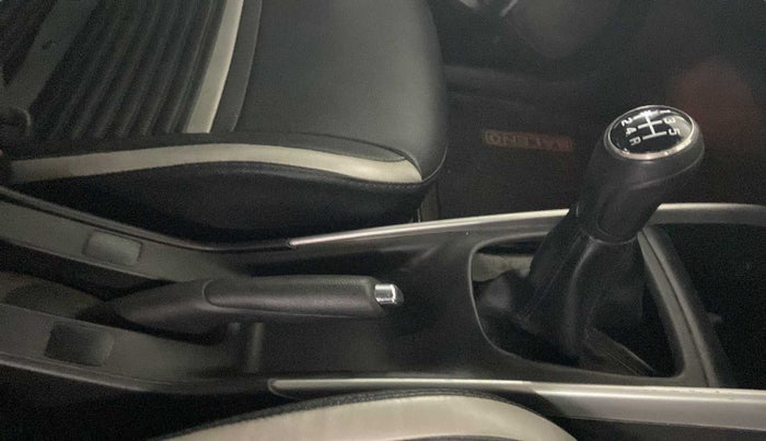 2017 Maruti Baleno ZETA PETROL 1.2, Petrol, Manual, 56,740 km, Gear Lever