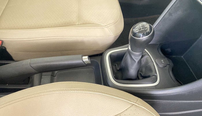 2020 Volkswagen Vento HIGHLINE PLUS 1.0L TSI, Petrol, Manual, 42,650 km, Gear Lever