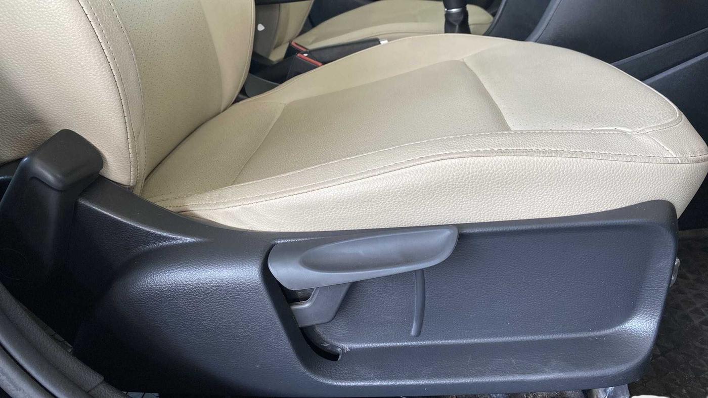 2020 Volkswagen Vento HIGHLINE PLUS 1.0L TSI, Petrol, Manual, 42,650 km, Driver Side Adjustment Panel
