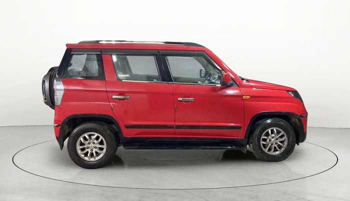 2019 Mahindra TUV300 T8, Diesel, Manual, 30,227 km, Right Side View