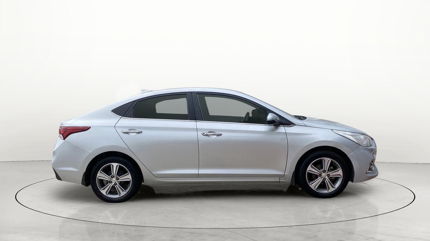 2017 Hyundai Verna 1.6 SX (O) CRDI MT, Diesel, Manual, 39,217 km, Right Side View