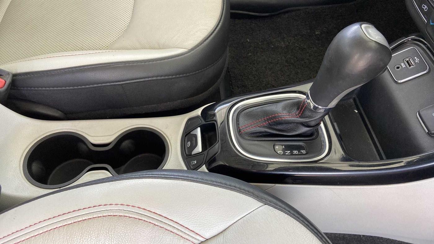 2019 Jeep Compass LIMITED PLUS PETROL AT, Petrol, Automatic, 1,14,643 km, Gear Lever