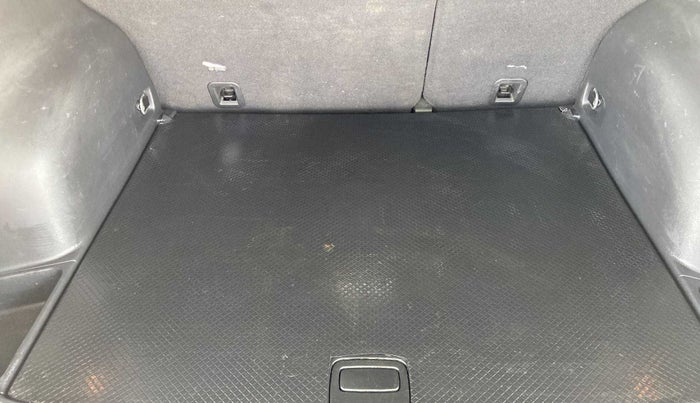 2019 Jeep Compass LIMITED PLUS PETROL AT, Petrol, Automatic, 1,14,643 km, Boot Inside