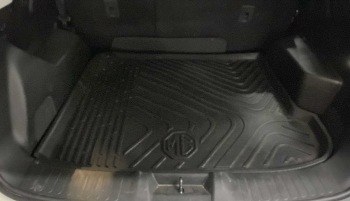 2019 MG HECTOR SHARP 1.5 DCT PETROL, Petrol, Automatic, 31,685 km, Boot Inside