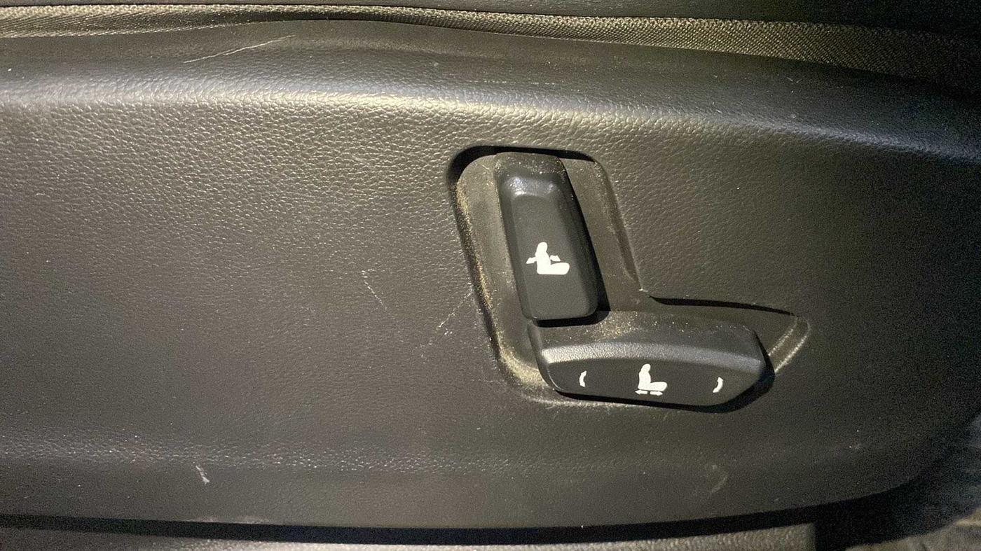 2019 MG HECTOR SHARP 1.5 DCT PETROL, Petrol, Automatic, 31,685 km, Driver Side Adjustment Panel