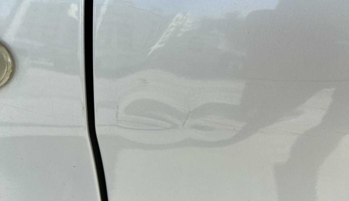 2016 Maruti Celerio VXI, Petrol, Manual, 92,707 km, Front passenger door - Slightly dented