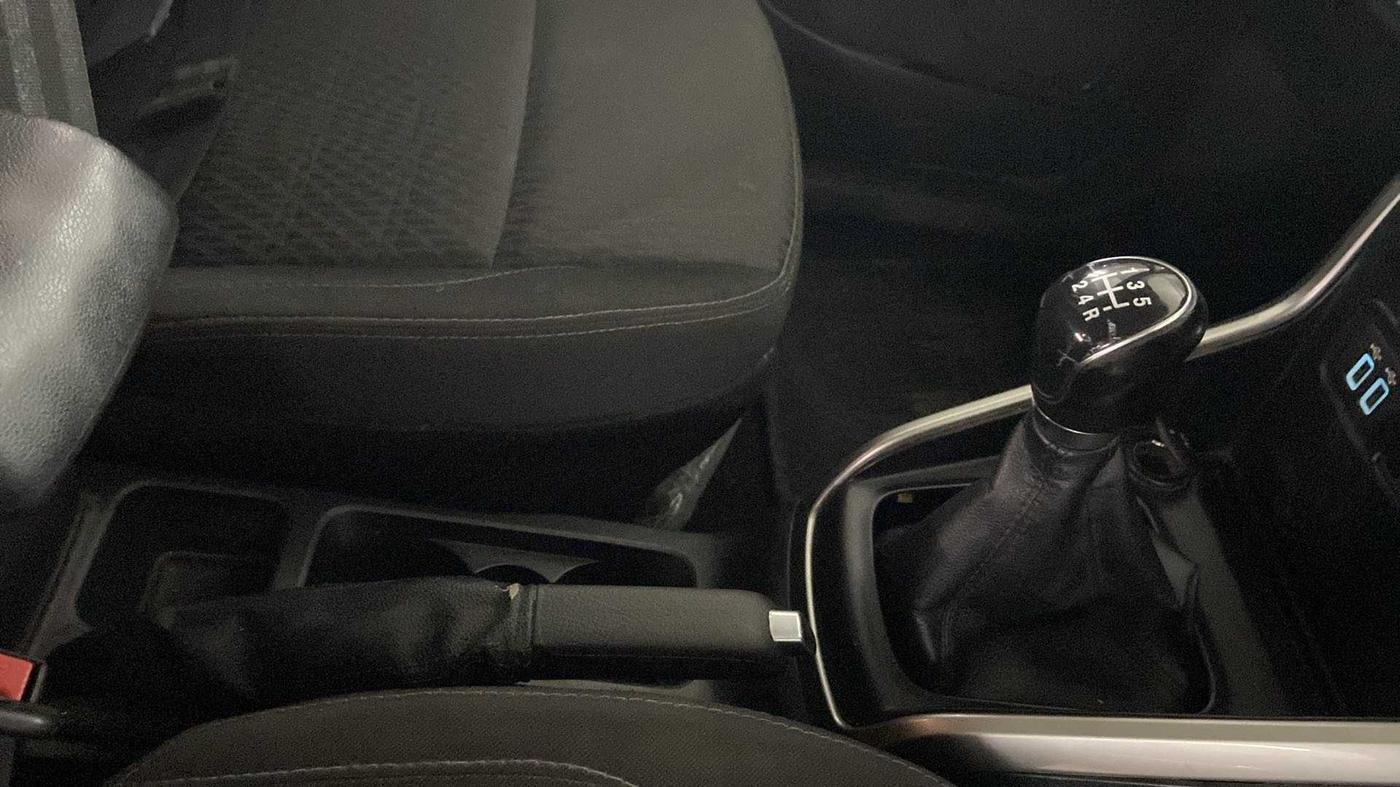 2018 Ford Ecosport TITANIUM 1.5L PETROL, Petrol, Manual, 32,799 km, Gear Lever